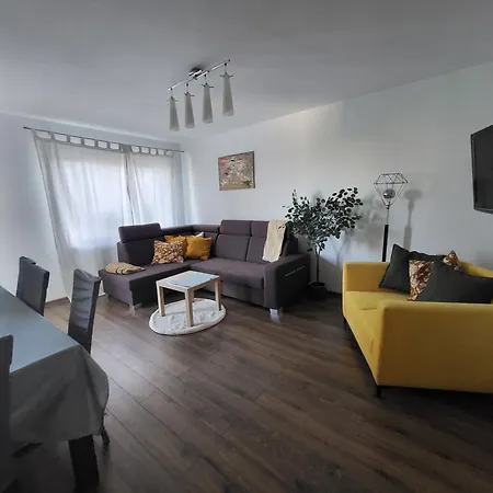 Apartment Cora Lego *